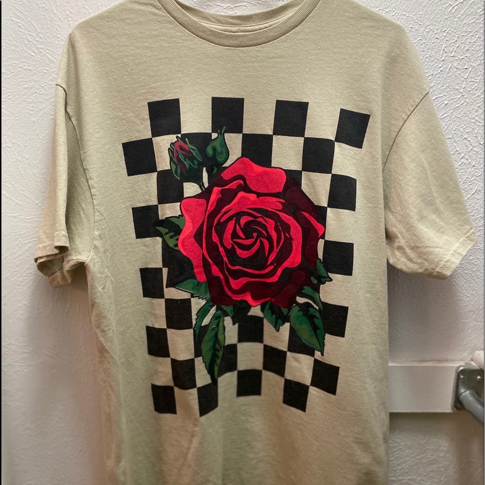 Rose T-shirts